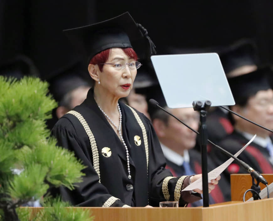 Çeviriler 28 “Japonya’nın Cinsiyet Sorunu Bir ‘İnsanlık Felaketi’ “ Diyor Ödüllü Bilim İnsanı Chizuko Ueno.