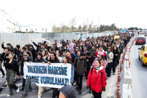 Kadınlardan Çağrı: Kadınlardan İtaat Yok, Sokaklar Var