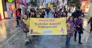 Kampüs Cadıları ve Mor Dayanışma Karşıyaka’dan Ses Yükseltti
