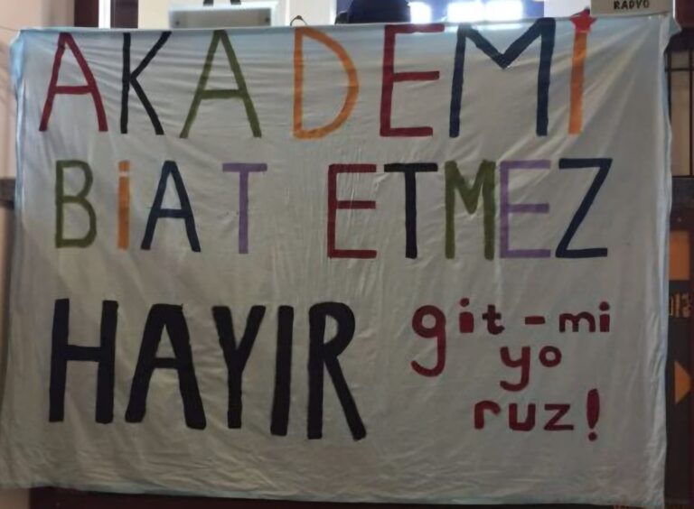 Akademik Direniş: Boykotun Anlamı ve Öğrenci Protestolarının Gücü